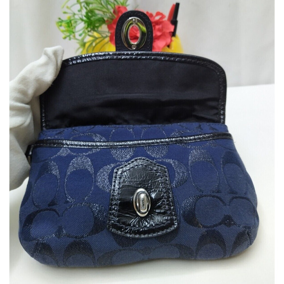Coach Legacy Signature Blue Canvas Black Leather Trim Flap Wristlet -Coin Wallet - Picture 10 of 12
